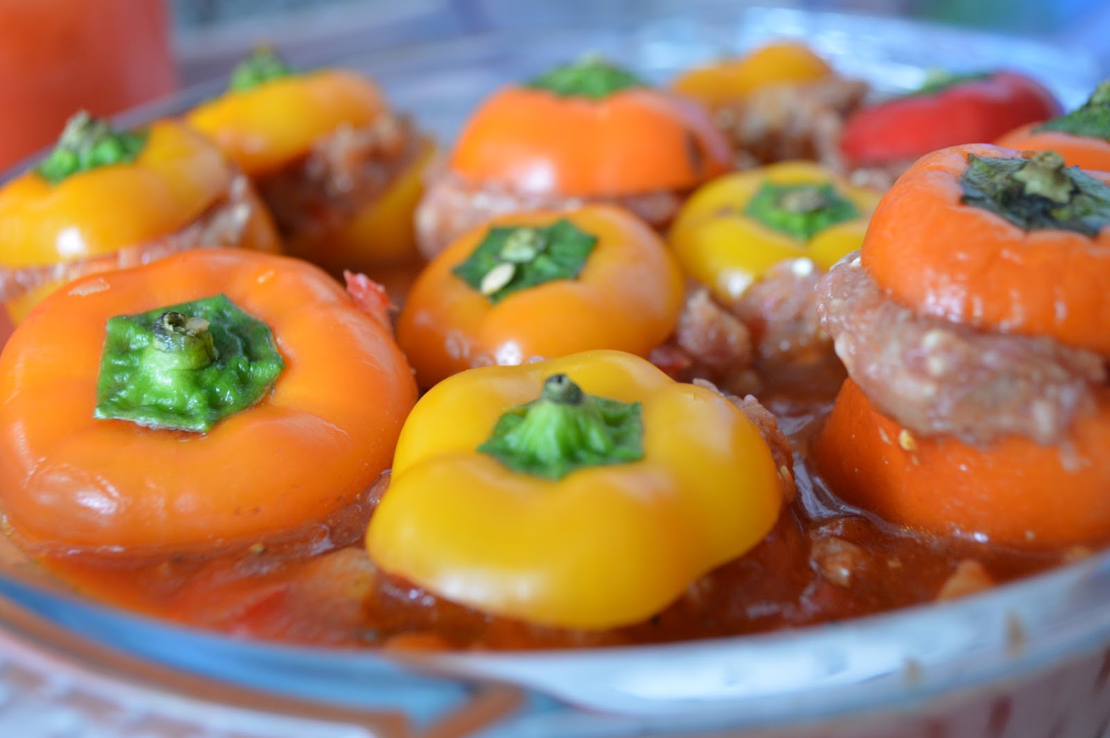 bunter-kochloeffel: Gefüllte Mini-Paprika mit Hackfleisch