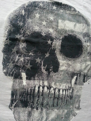 A picture of a Primark Skull Print T-Shirt