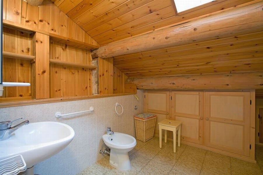Baños con paredes de madera - Colores en Casa