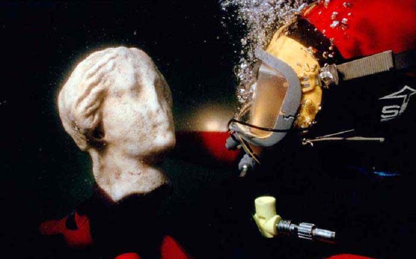 Sunken Egyptian treasure gets European tour Sunken Egyptian treasure gets European tour
