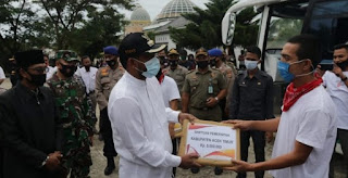 Tiba di Aceh Timur, Nelayan yang Pernah Ditahan Kerajaan Thailand Disantuni oleh Pemda Oktober 7, 2020