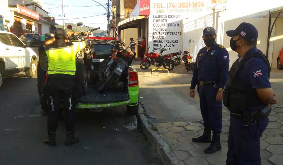 Jacobina: Motociclista embriagado é preso após colidir em moto e ferir mulher
