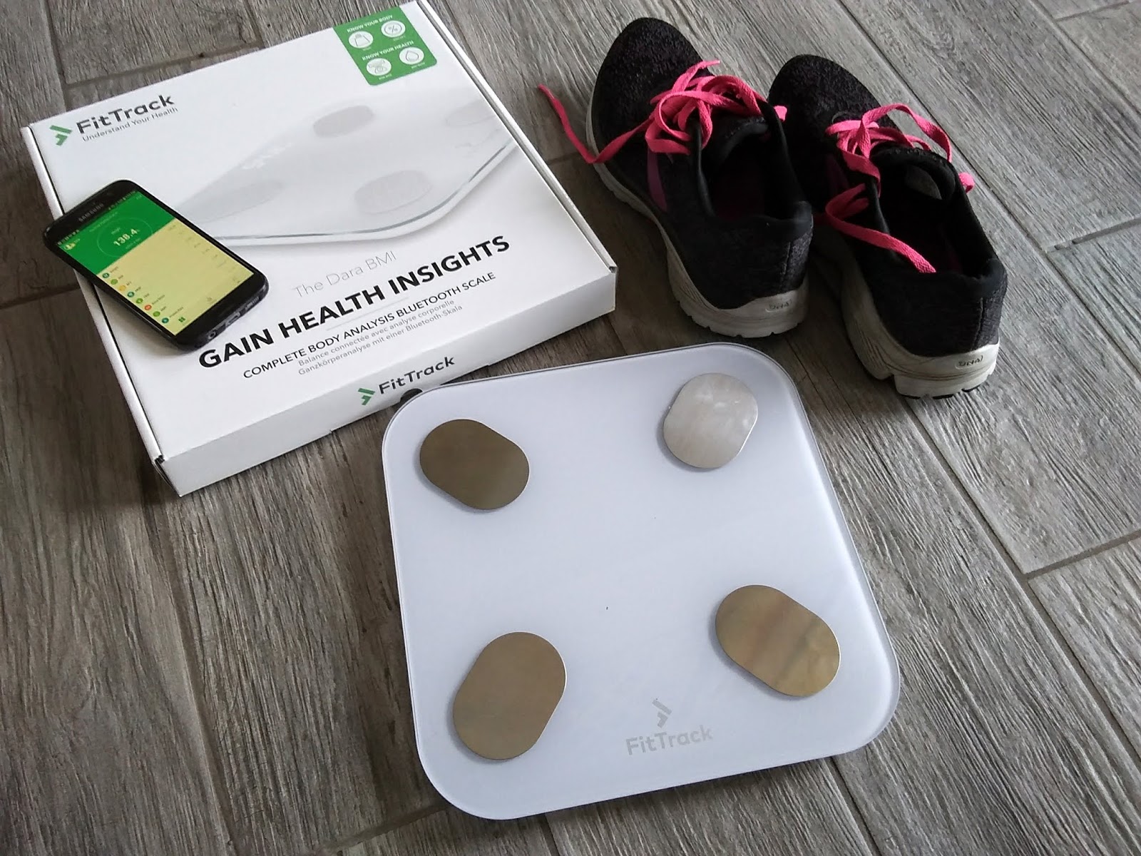 Fittrack Dara Smart Body BMI Digital Scale -Black - health and
