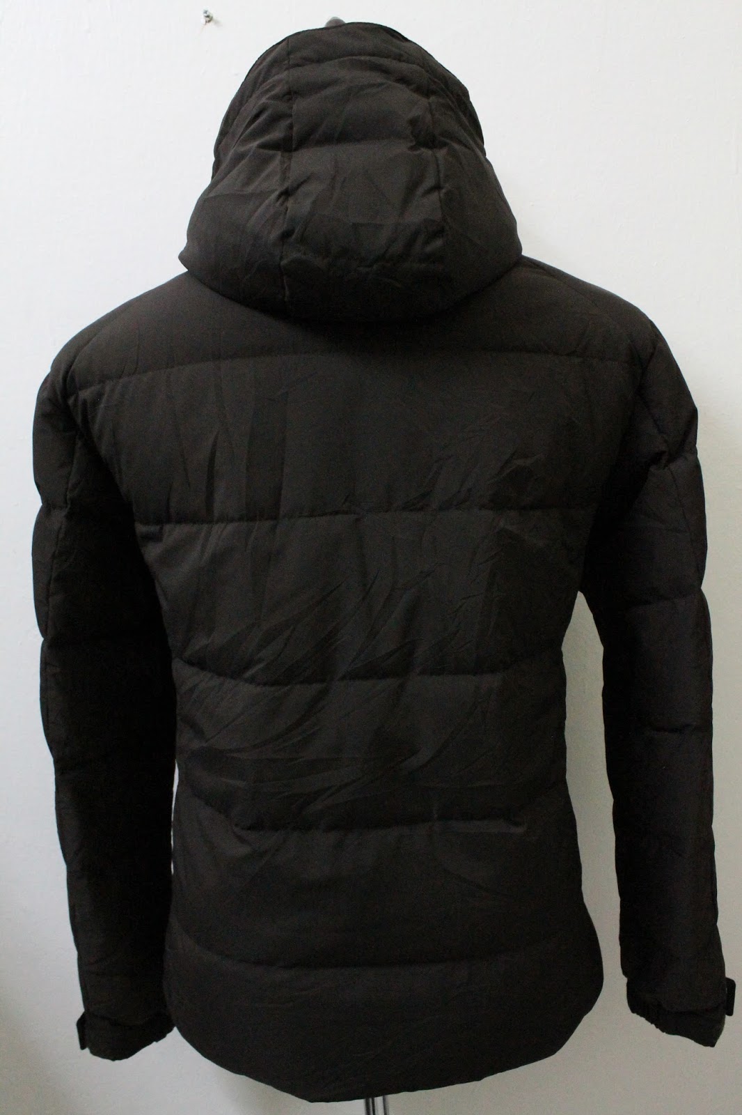 BUNDLEBARANGBAEK: Original UNIQLO Winter Hoodie Jacket ( SOLD OUT )
