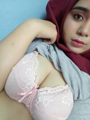 Hijab nude galery