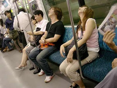 Posisi Lucu Orang Lagi Tidur