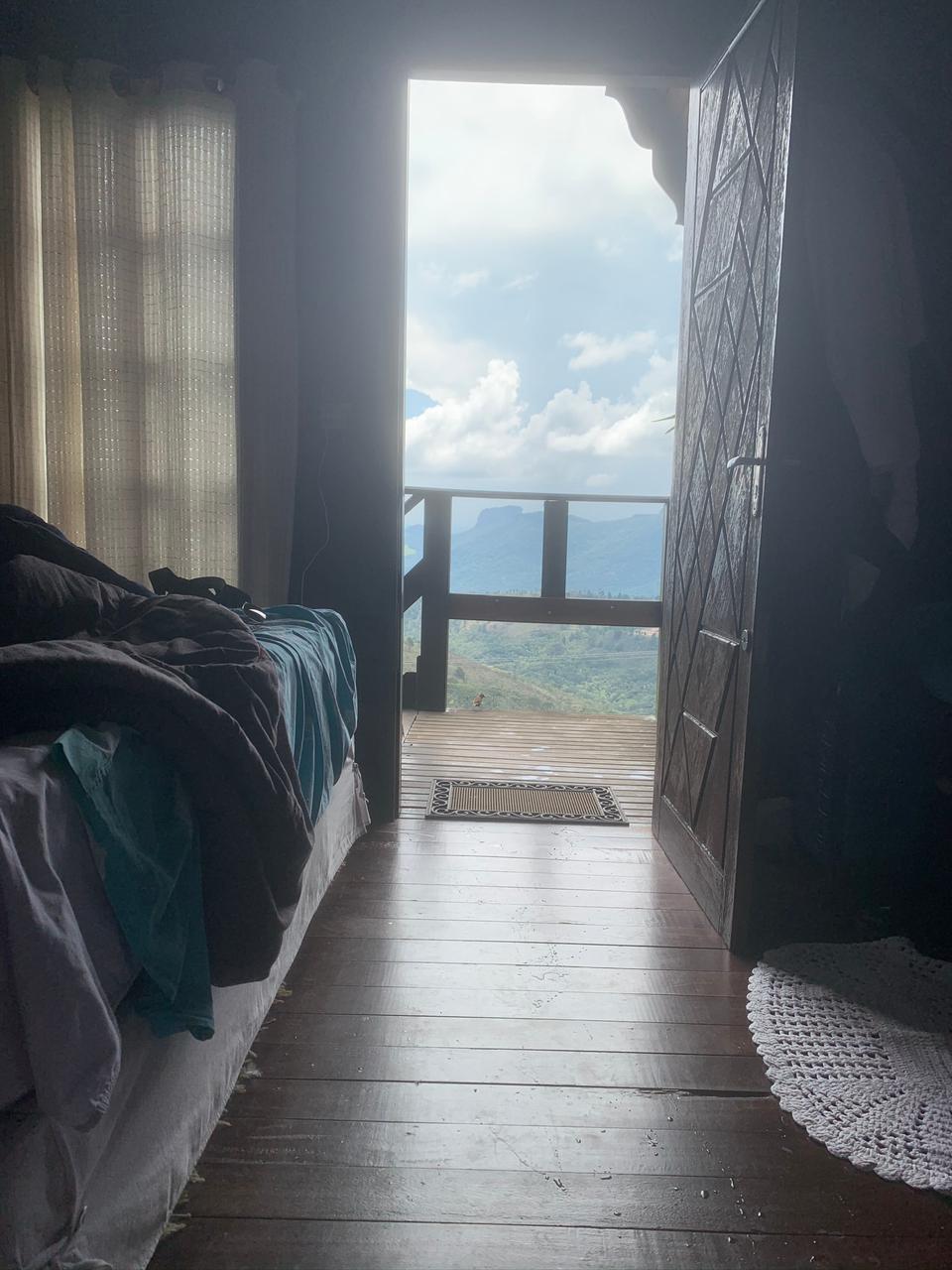 Chalés Sol e Lua Campos do Jordão SP Brasil CHALÉ AZUL c/ Ofurô