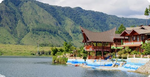 4D/3N MEDAN LAKE TOBA TOUR INDONESIA.
