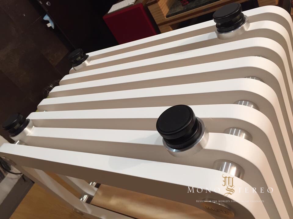 NEW DMSD MODULAR AUDIO RACK – M & S | Ultimate High-Fidelity