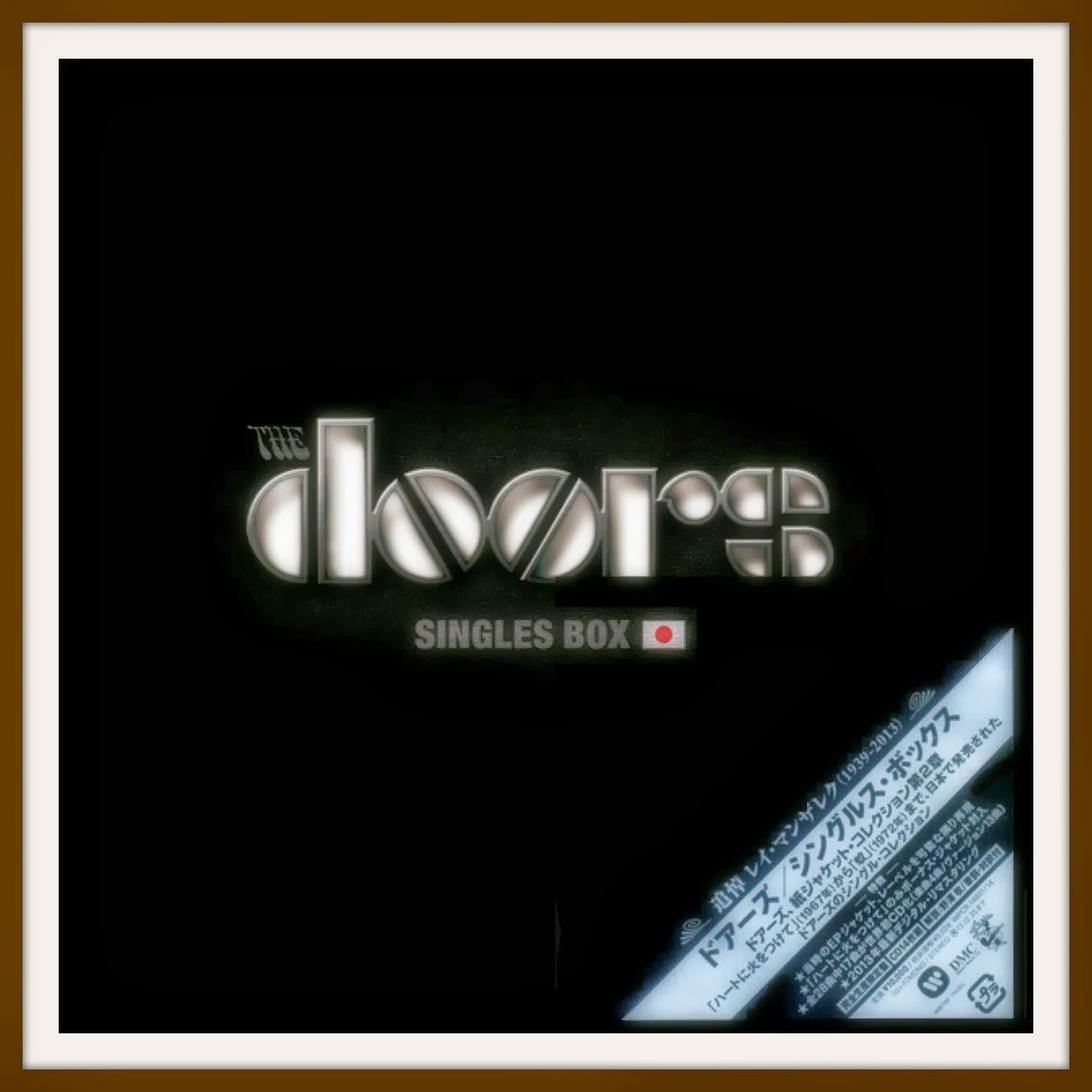 Singles Box. The Doors the Singles. The Doors Perception Box Set. Boston 2013 Japan Edition.