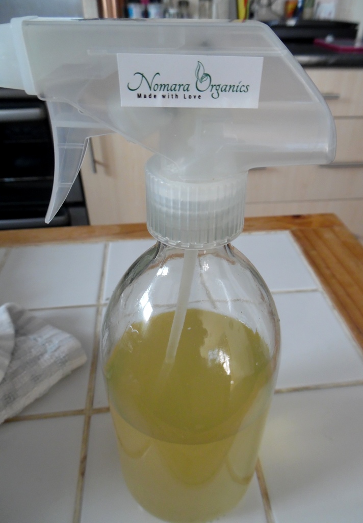 Lovelier Make Your Own Cleaning Spray