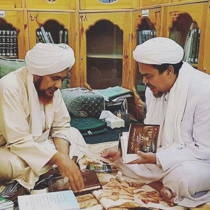 Foto Habib Rizieq Shihab Bersama Para Ulama Dan Habaib - Fakta Kini