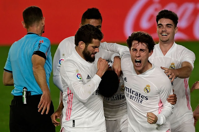 احتفال لاعبى ريال مدريد احتفال لاعبى ريال مدريد