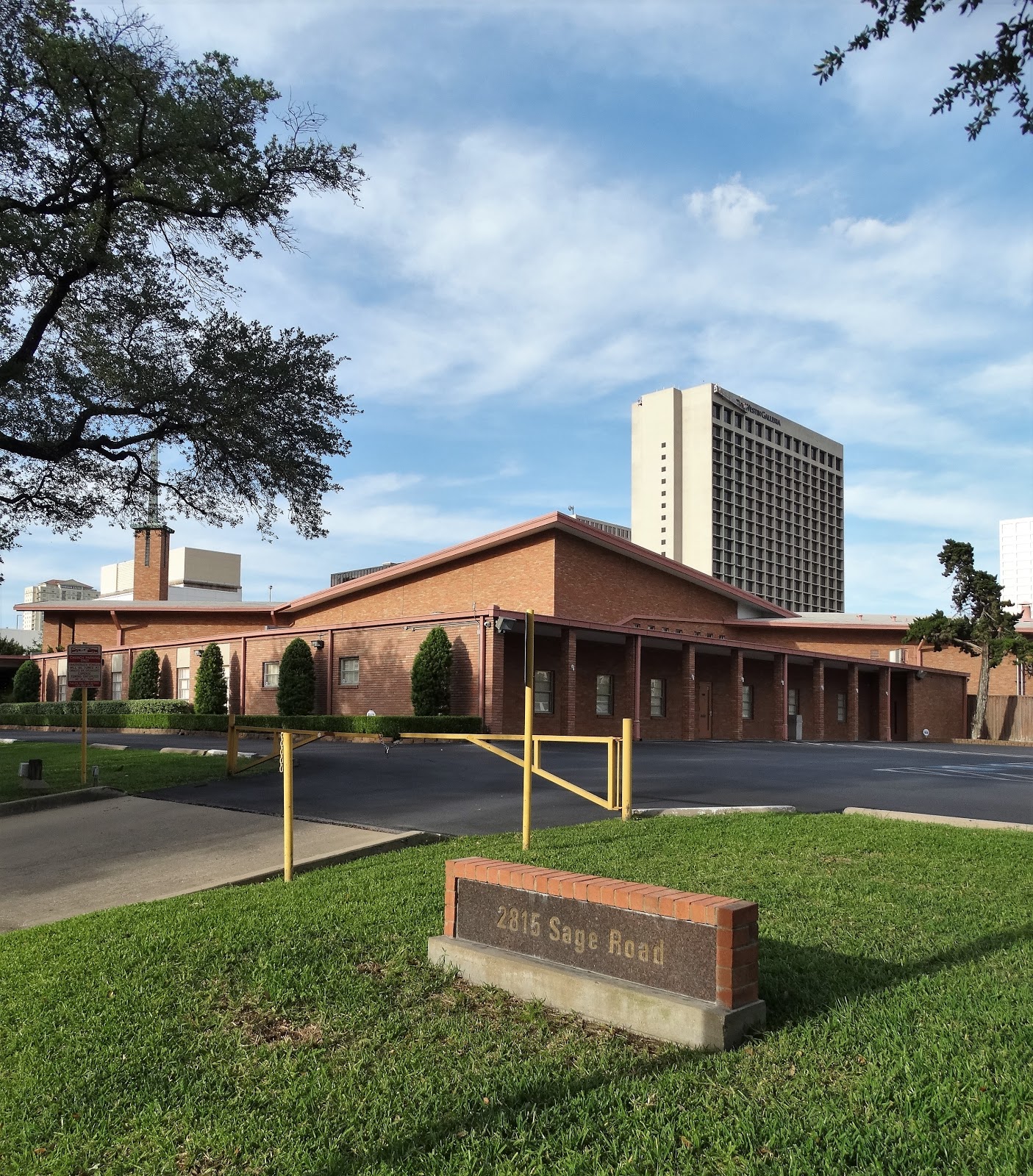 Houston in Pics Berachah Church on corner of Sage and W. Alabama at Th