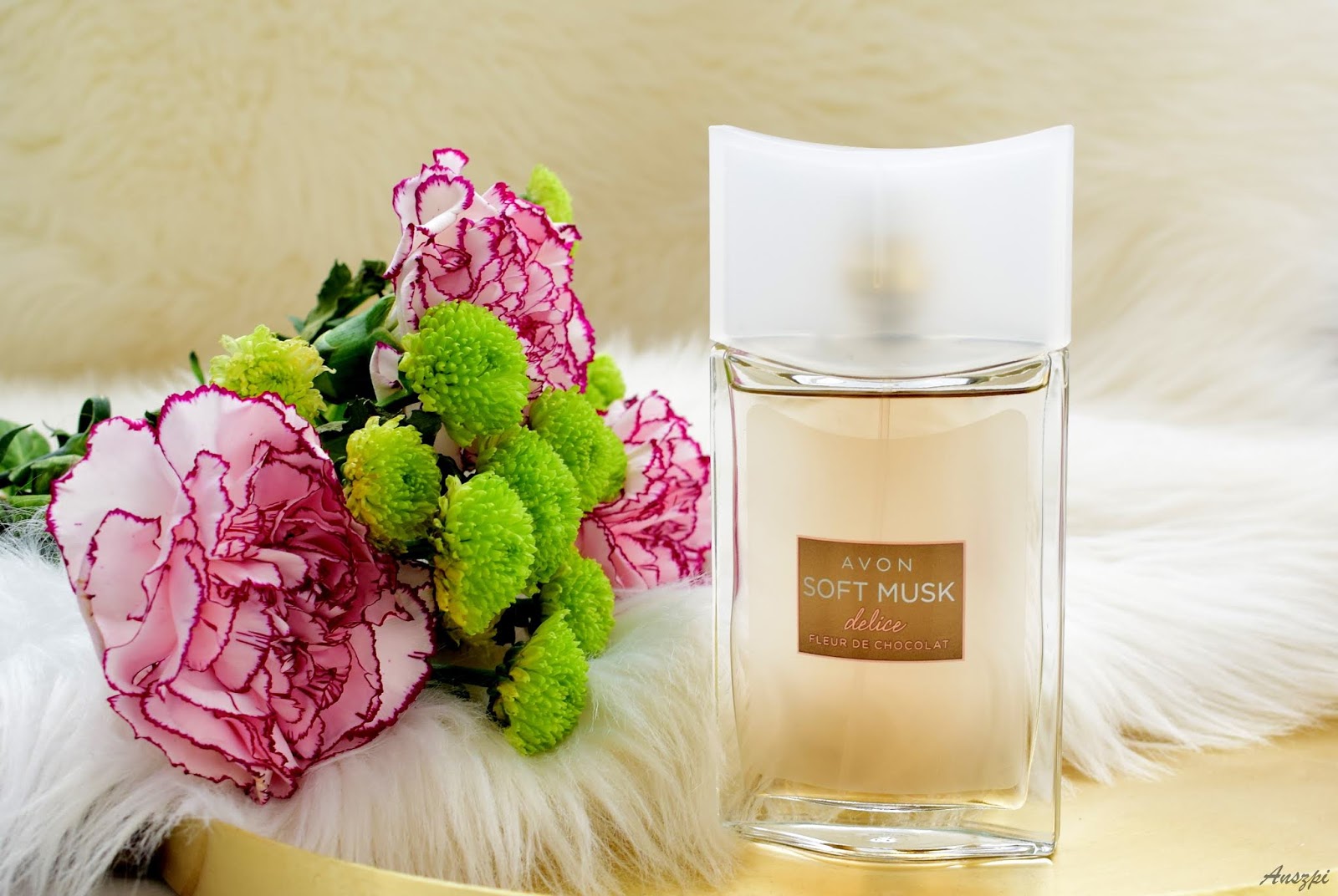 Otul się zapachem czekolady- Soft Musk Delice Fleur de Chocolate ...