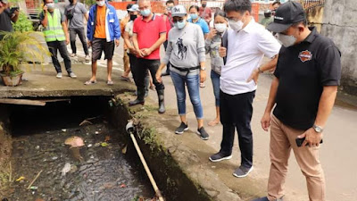 Walikota Manado Kembali Tinjau Drainase dan Anak Sungai di Kecamatan Wenang