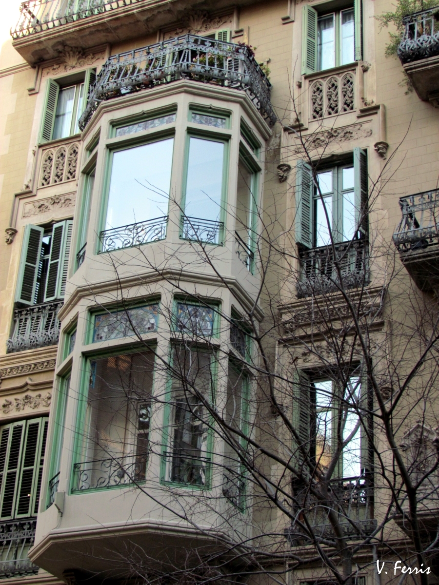 Conèixer Catalunya: CASA GABRIEL AYXELA JUVÉ. CARRER DE LA DIPUTACIÓ