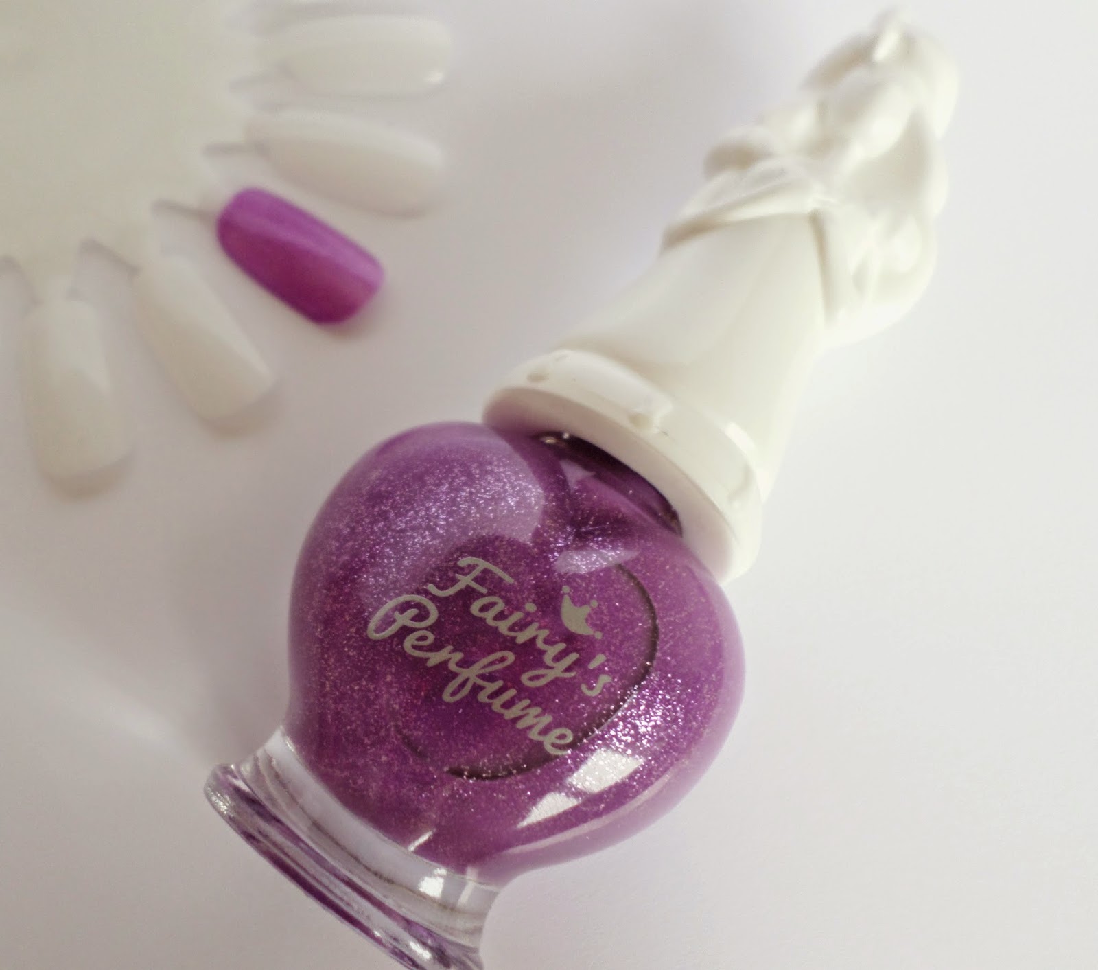 Shara Shara Fairy's Perfume Nail Polish VL01 Lilac Bora 65g rrp $4