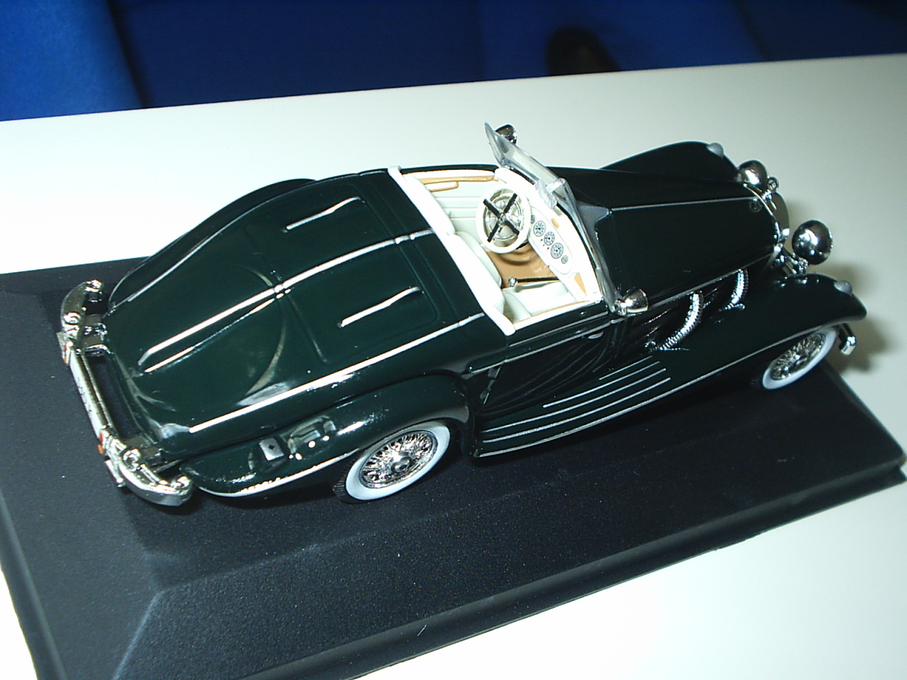 Modèle Réduit Mercedes 540K 1936 – Collection Voitures Classiques – Échelle 1:43 – Neuf