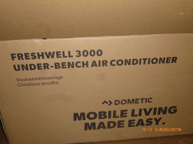 Verpackung Dometic FreshWell 3000 Klimaanlage