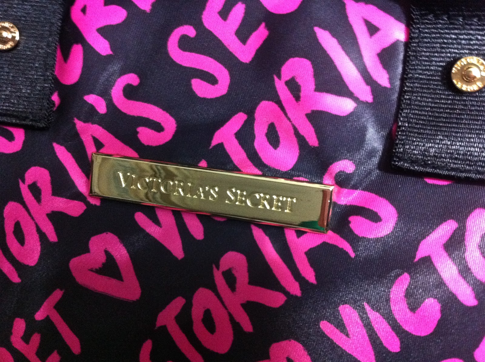 The Clover Beauty Inn Victoria's Secret Laptop Bag
