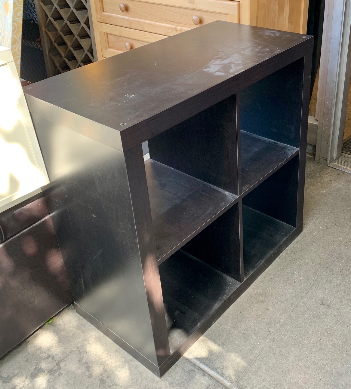 UHURU FURNITURE & COLLECTIBLES SOLD 104661 Black Cube Shelf with 4