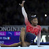 SIMONE BILES ESTABLECE RÉCORD DE MEDALLAS EN UN CAMPEONATO MUNDIAL DE GIMNASIA 