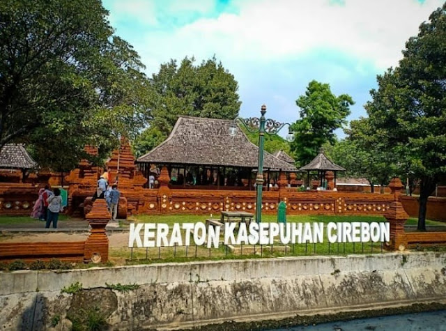 Asal Usul Sejarah Singkat Kota Cirebon • TAHUTUTORIAL