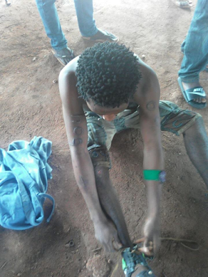 2 Photos: Suspected 'robber' narrowly escapes lynching in Benue State