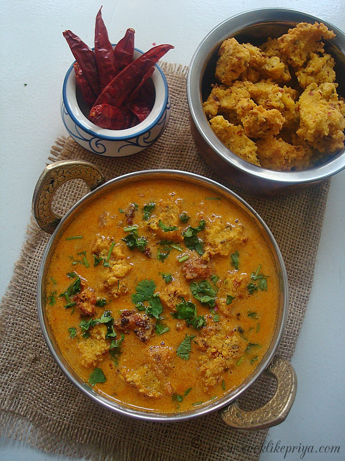 Cook like Priya: Chettinad Pakkoda Kuzhambu | Chettinad Lentil Curry ...