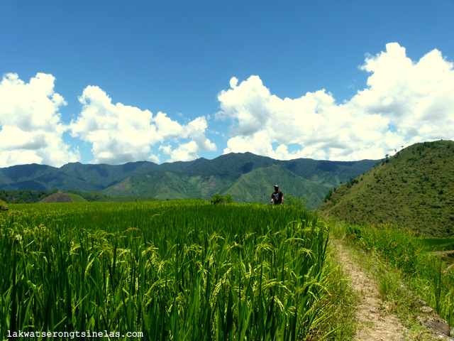 DAY HIKE TO TINGLAYAN VILLAGES OF KALINGA - Lakwatserong Tsinelas