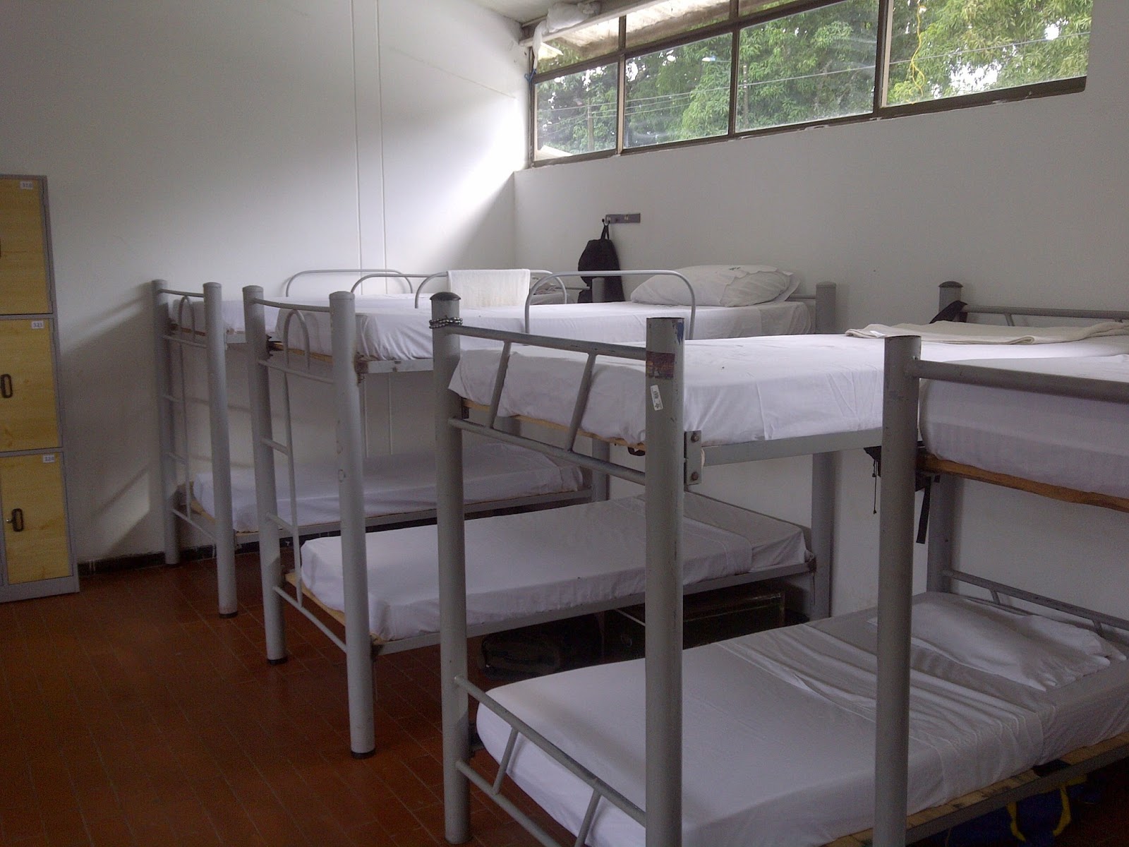 CAM SEDE NARANJOS HABITACIONES DEL INTERNADO DE HOMBRES CAM SEDE NARANJOS HABITACIONES DEL INTERNADO DE HOMBRES