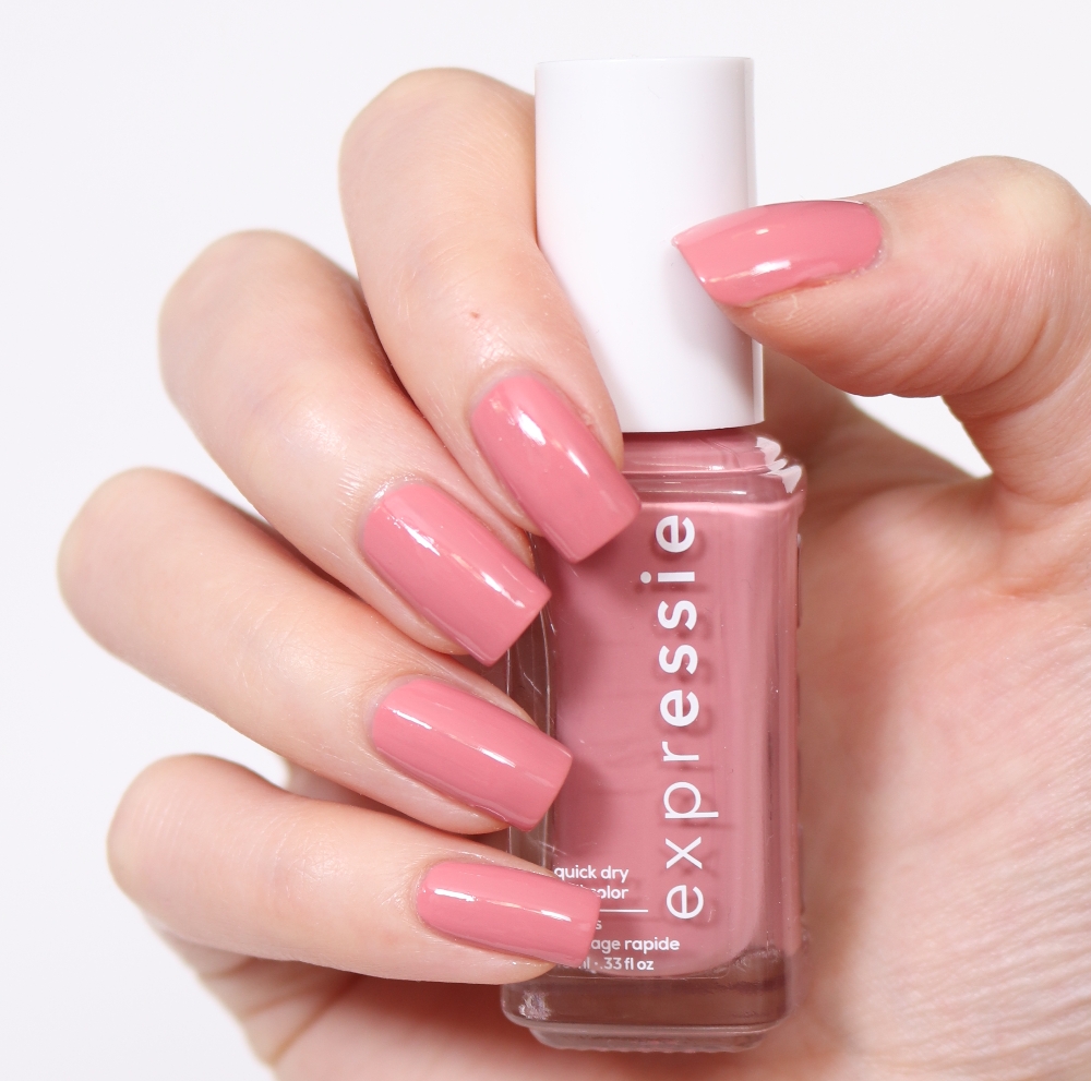 Mackarrie Beauty Style Blog Essie Expressie Second Hand First Love