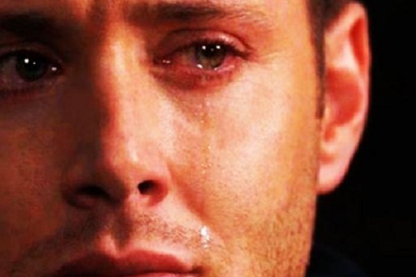 Image result for pria menangis