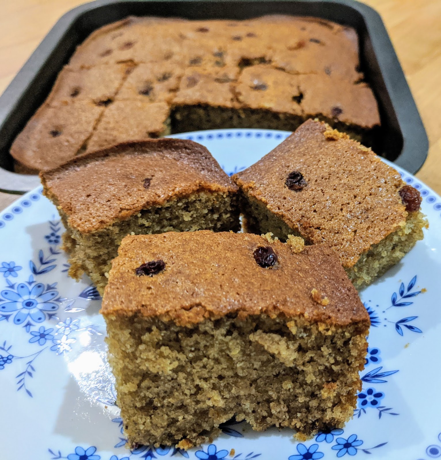 🍰 MOIST DATES CAKE