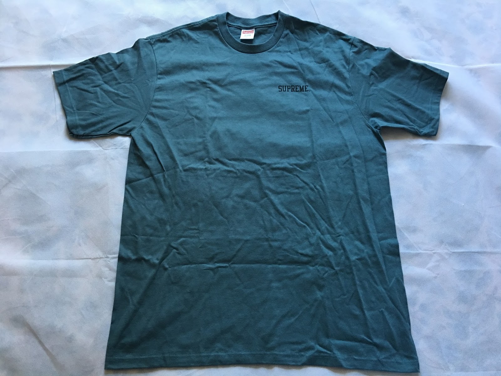 akira pill tee