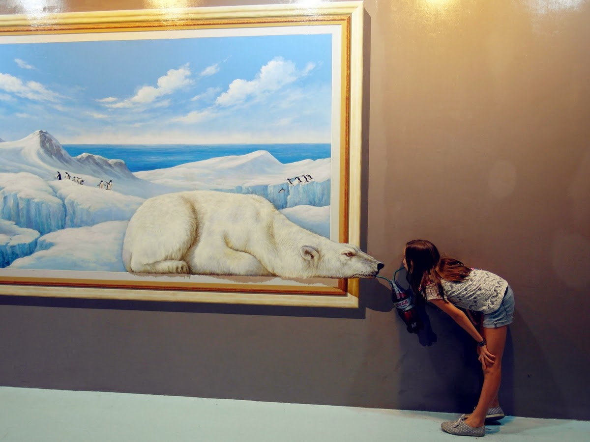 03-Art-in-Paradise-3D-Interactive-Paintings-in-Art-Museum-www-designstack-co
