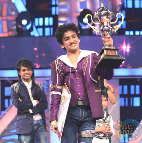 WAY TO BOLLYWOOD: Leadership Lessons from Auto Driver's Son Faisal Khan