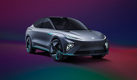 SAIC's R vehicle with the Iris lidar on its roofline. SAIC's R vehicle with the Iris lidar on its roofline.