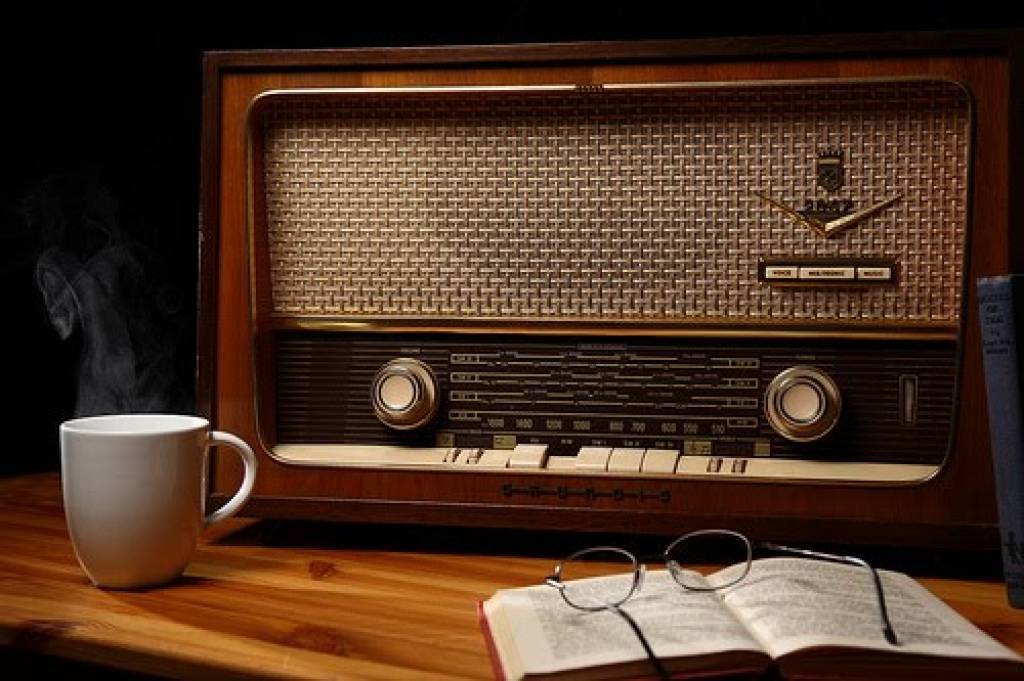 O rádio nos anos 60 | NOSSA JOVEM GUARDA