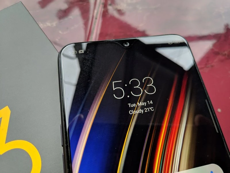 Desain Realme 3 Pro