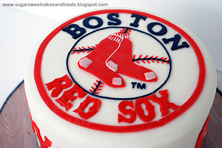 View of the red sox logo on cake