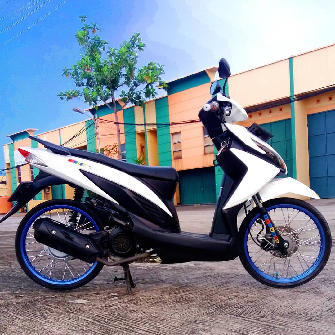 Ide Foto Modifikasi Motor Vario 110 Karbu Trending