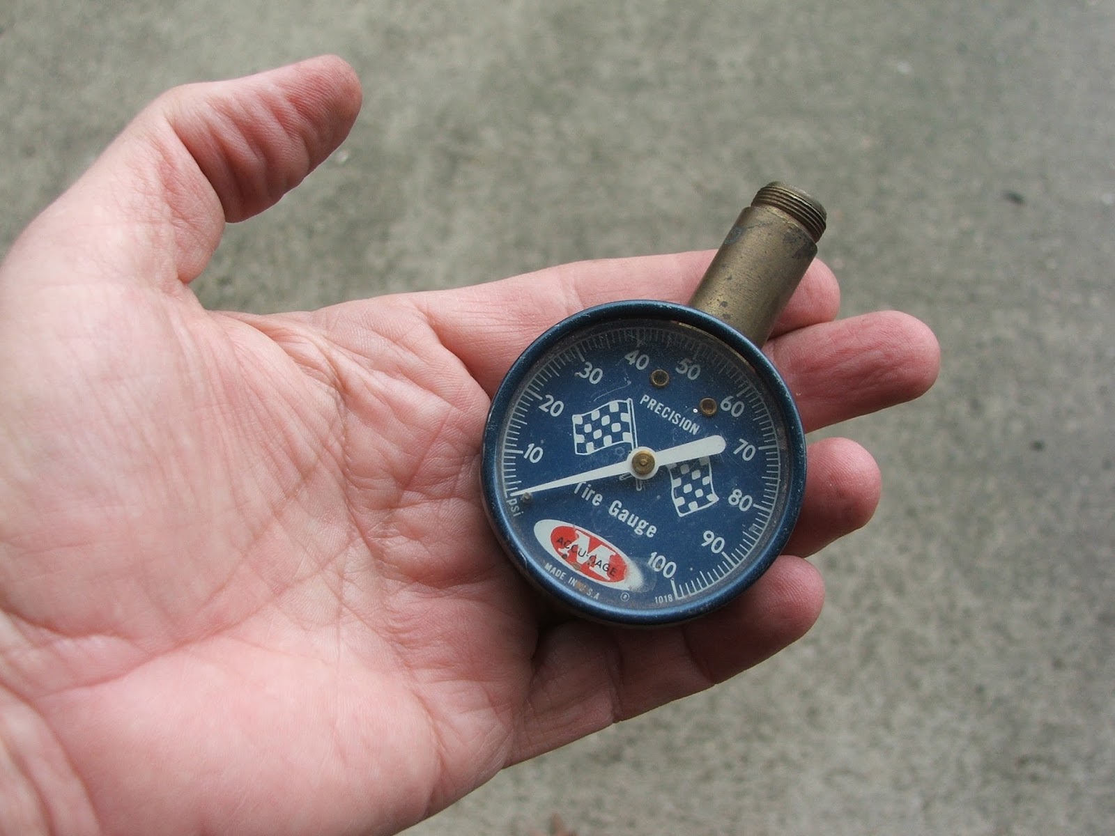 RV Tire Safety What is a good tire gauge?