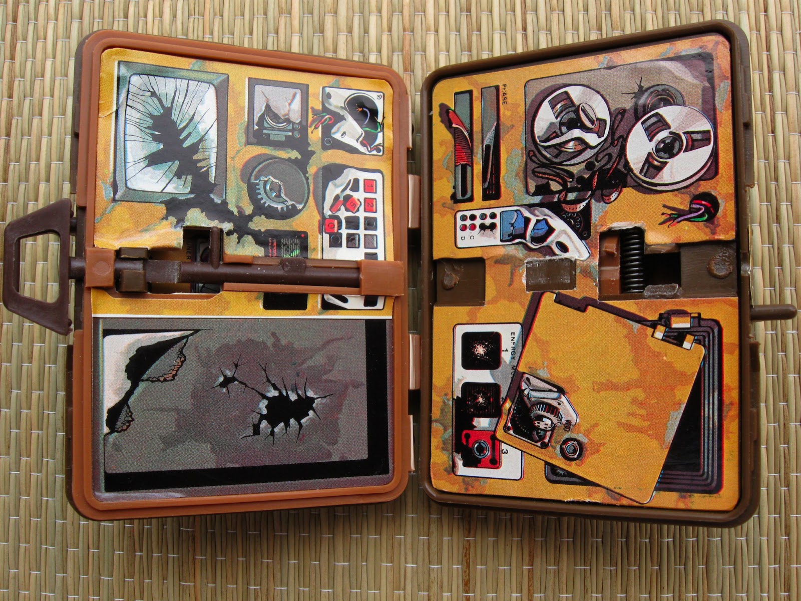 Dolce's Closet: Childhood Flashback: Oscar Goldman