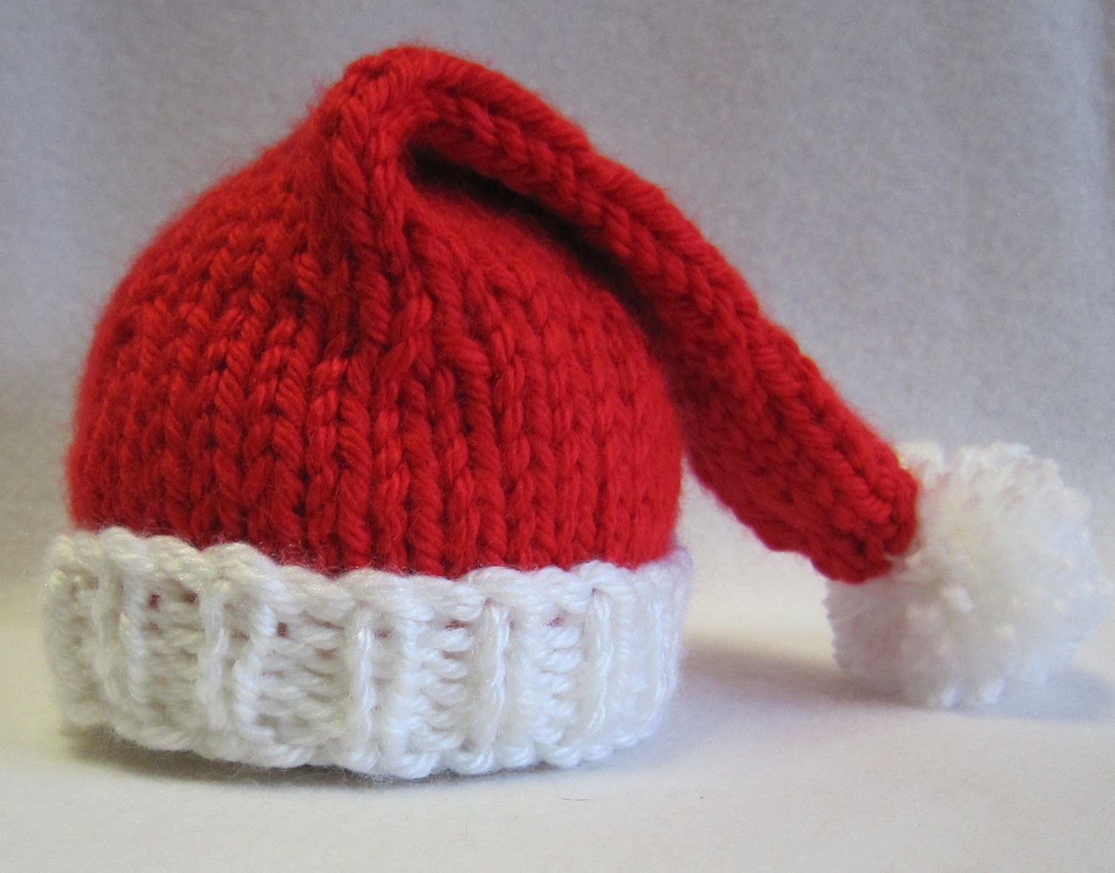 Sea Trail Grandmas: Preemie and Newborn Santa Hat Knit Pattern