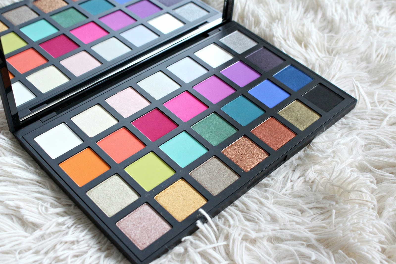 Samantha Jane Sephora Pro Editorial Palette Swatches and