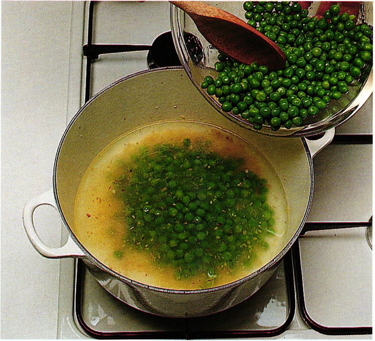 как варить зеленую. борщ с пшеном. зеленый борщ с томатом. щавелевый борщ с яйцом. зеленый борщ ингредиенты.