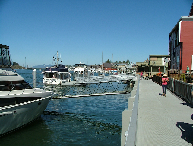 La Conner waterfront boardwalk Swinomish Channel