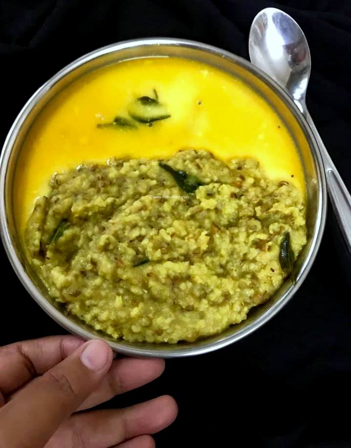 Vidhu's kitchen Gujarati Khichdi & Kadhi recipe